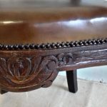 Carved office armchair - Detail 1