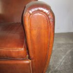 Pair of old straight club armchairs - Detail 3
