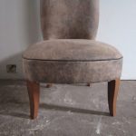 Large 1930s fireside chair - Detail 2